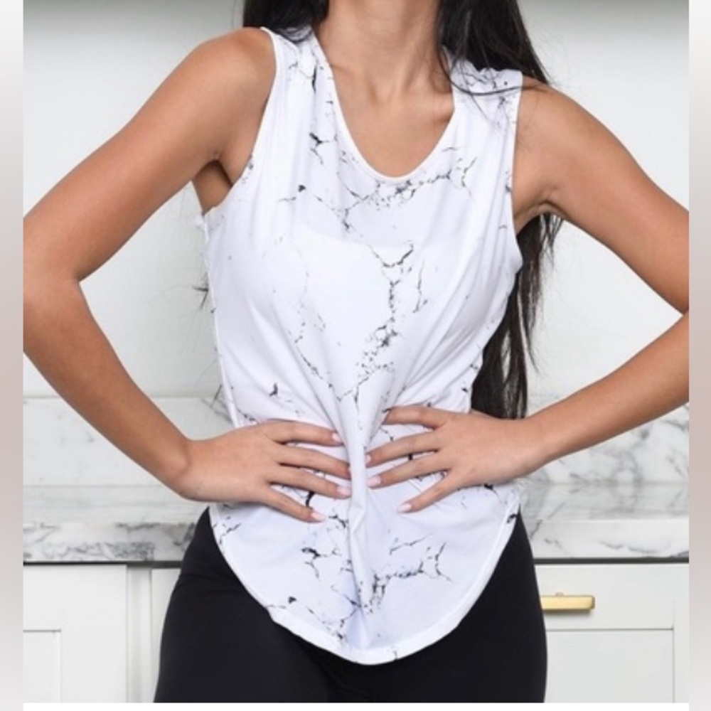 Buffbunny marble Flo tank top!